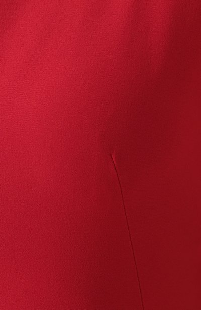 Приталенное мини-платье с v-образным вырезом ALEXANDER MCQUEEN красного цвета по цене 156000 руб., арт. 477793/QJE40, фото 5 Приталенное мини-платье с v-образным вырезом ALEXANDER MCQUEEN, арт. 477793/QJE40, фото 5