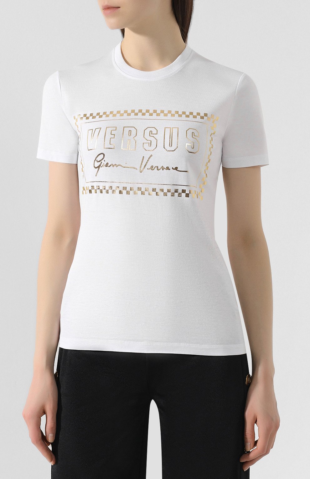 Хлопковая футболка VERSUS VERSACE белого цвета по цене 21450 руб., арт. BD90682/BJ10388, фото 3 Хлопковая футболка VERSUS VERSACE, арт. BD90682/BJ10388, фото 3