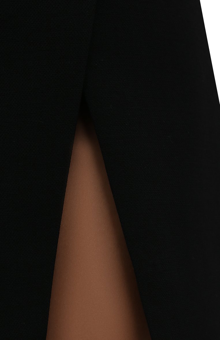 Женская шерстяная юбка VERSACE черного цвета, арт. 1001712/1A01798 | Фото 5 (Материал внешний: Шерсть; Стили: Гламурный; Длина Ж (юбки, платья, шорты): Мини; Региональные ограничения белый список (Axapta Mercury): RU; Женское Кросс-КТ: Юбка-одежда; Материал сплава: Проставлено; Материал подклада: Синтетический материал; Драгоценные камни: Проставлено)