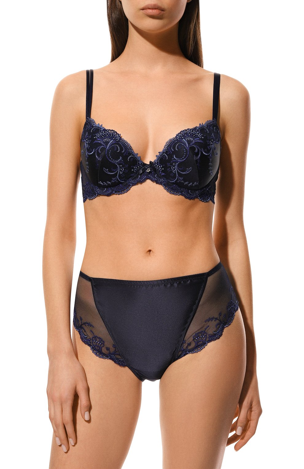 Трусы-слипы с завышенной талией LISE CHARMEL темно-синего цвета по цене 17260 руб., арт. ACC0380, фото 2 Трусы-слипы с завышенной талией LISE CHARMEL, арт. ACC0380, фото 2