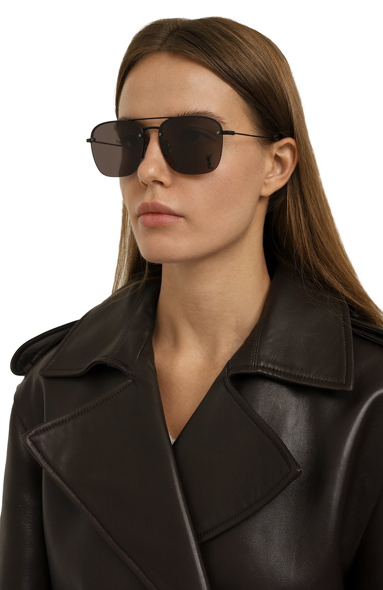 Женские солнцезащитные очки SAINT LAURENT черного цвета, арт. SL 309 M 005 | Фото 2 (Нос: Не проставлено; Региональные ограничения белый список (Axapta Mercury): Не проставлено; Кросс-КТ: С/з-унисекс; Тип очков: С/з; Материал: Металл; Очки форма: Квадратные, Безоправные; Оптика Гендер: оптика-унисекс)