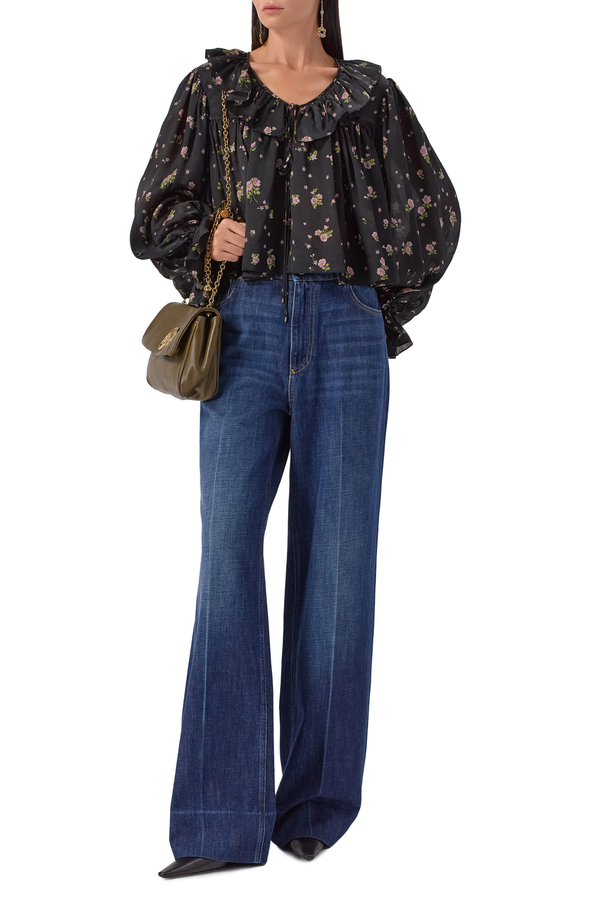 Шелковая блузка CHLOÉ черного цвета по цене 244500 руб., арт. CH25AHT27481, фото 2 Шелковая блузка CHLOÉ, арт. CH25AHT27481, фото 2