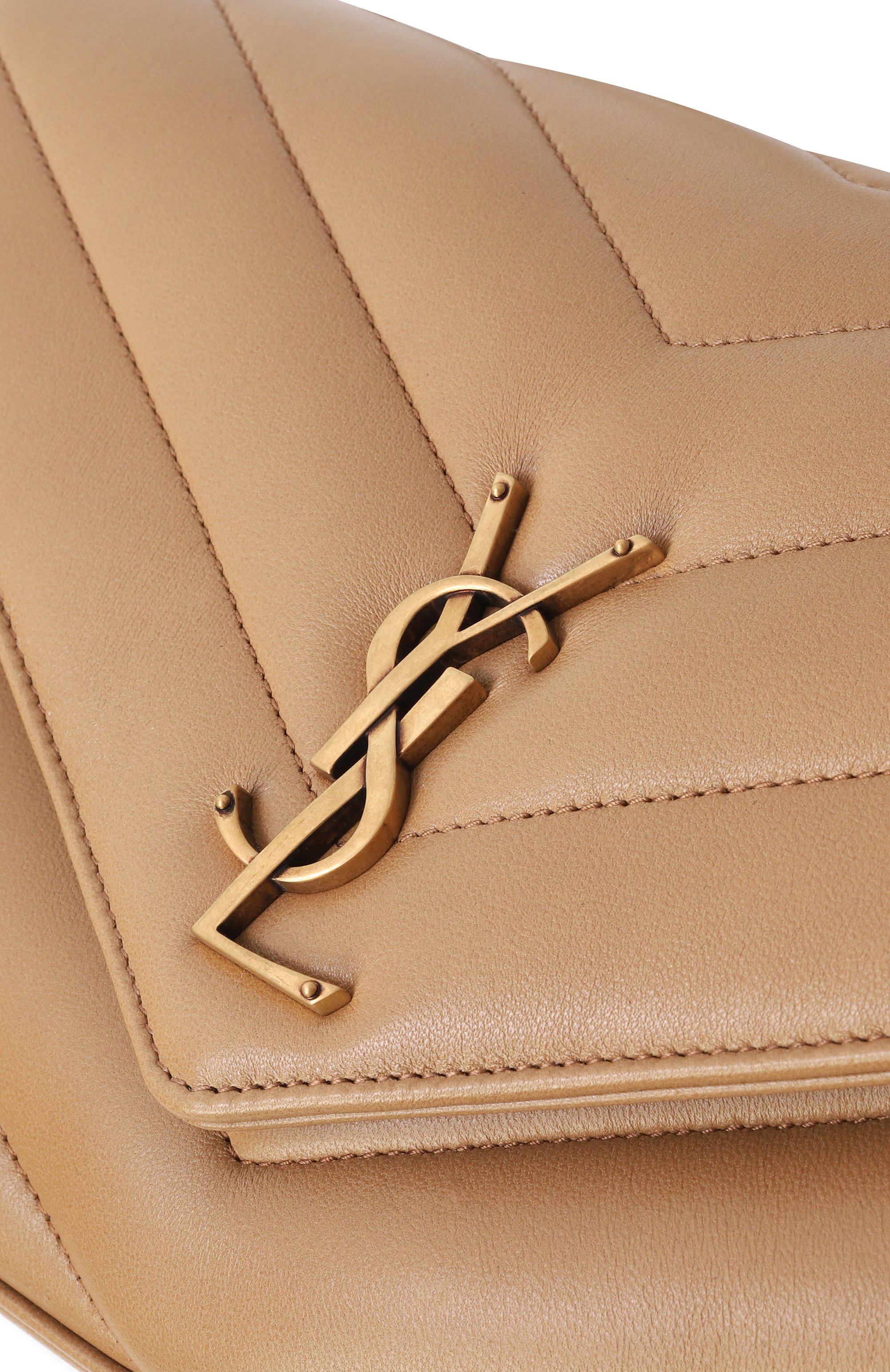 Сумка loulou medium SAINT LAURENT темно-бежевого цвета по цене 399500 руб., арт. 801439/AAEAX, фото 3 Сумка loulou medium SAINT LAURENT, арт. 801439/AAEAX, фото 3