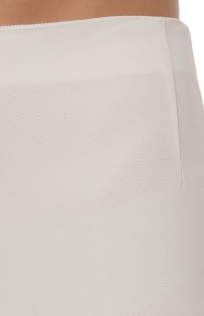 Шелковые брюки CHAPURIN белого цвета по цене 42500 руб., арт. P/19447/27899-м/SS23, фото 5 Шелковые брюки CHAPURIN, арт. P/19447/27899-м/SS23, фото 5