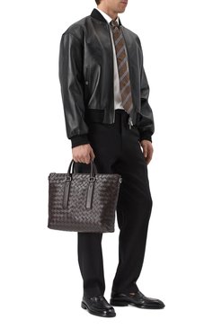 Мужская портфель intrecciato soft BOTTEGA VENETA темно-коричневого цвета, арт. 815784/V2HL1 | Фото 7 (Размер: large; Материал сплава: Проставлено; Драгоценные камни: Проставлено; Ремень/цепочка: На ремешке; Материал: Натуральная кожа; Сумки-технические: Портфели)