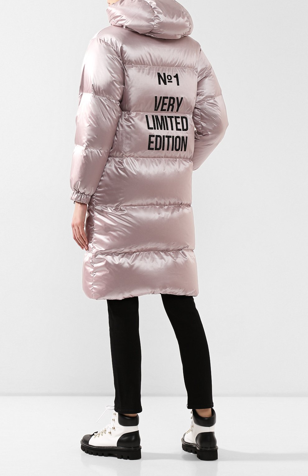 Пуховик SEVEN LAB розового цвета по цене 42000 руб., арт. DJHL20- pink, фото 2 Пуховик SEVEN LAB, арт. DJHL20- pink, фото 2