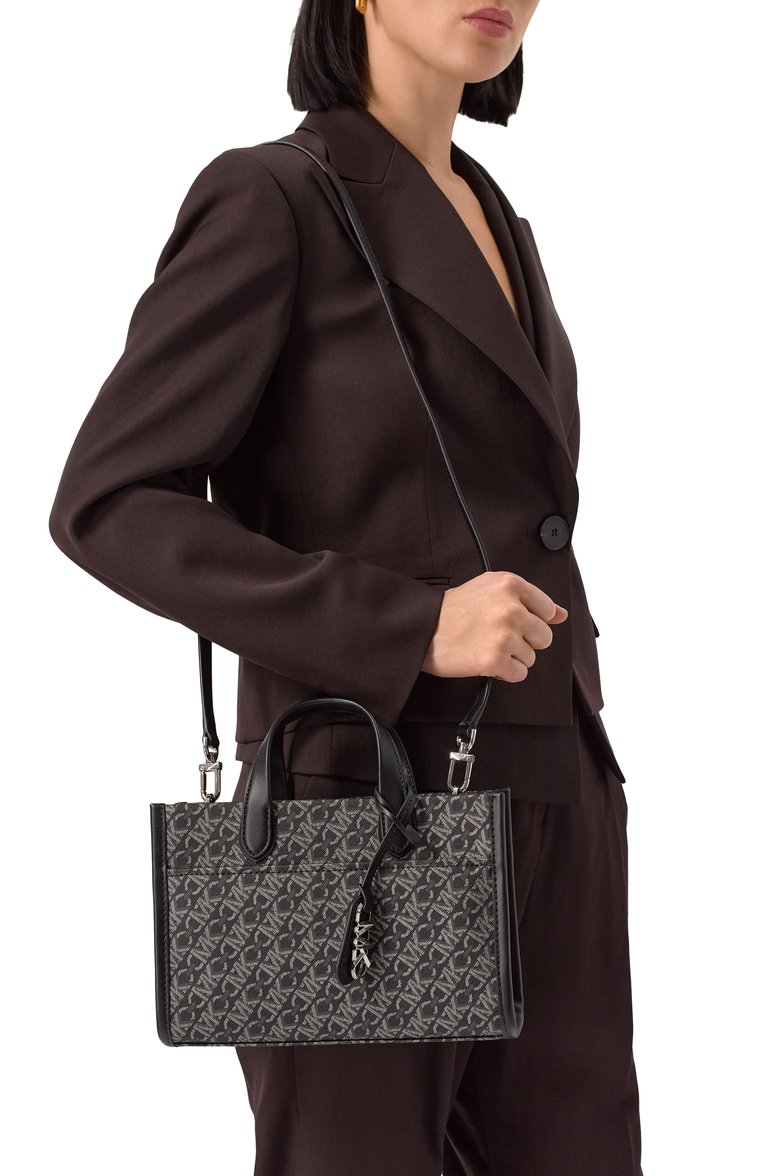 Женская сумка gigi MICHAEL MICHAEL KORS черного цвета, арт. 30F4S3GM5B | Фото 2 (Размер: small; Ремень/цепочка: На ремешке; Материал: Экокожа; Драгоценные камни: Проставлено; Материал сплава: Проставлено)