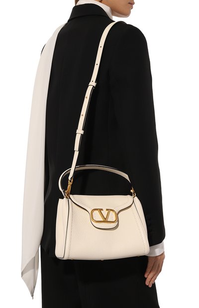 Сумка alltime VALENTINO кремового цвета по цене 357500 руб., арт. 5W2B0Q19/RZR, фото 2 Сумка alltime VALENTINO, арт. 5W2B0Q19/RZR, фото 2