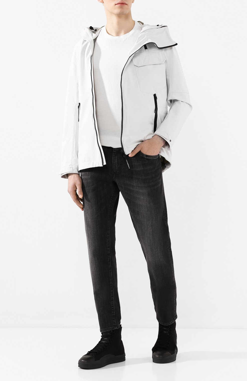 Куртка C.P. COMPANY белого цвета по цене 38050 руб., арт. 08CM0W042A-005659A, фото 2 Куртка C.P. COMPANY, арт. 08CM0W042A-005659A, фото 2