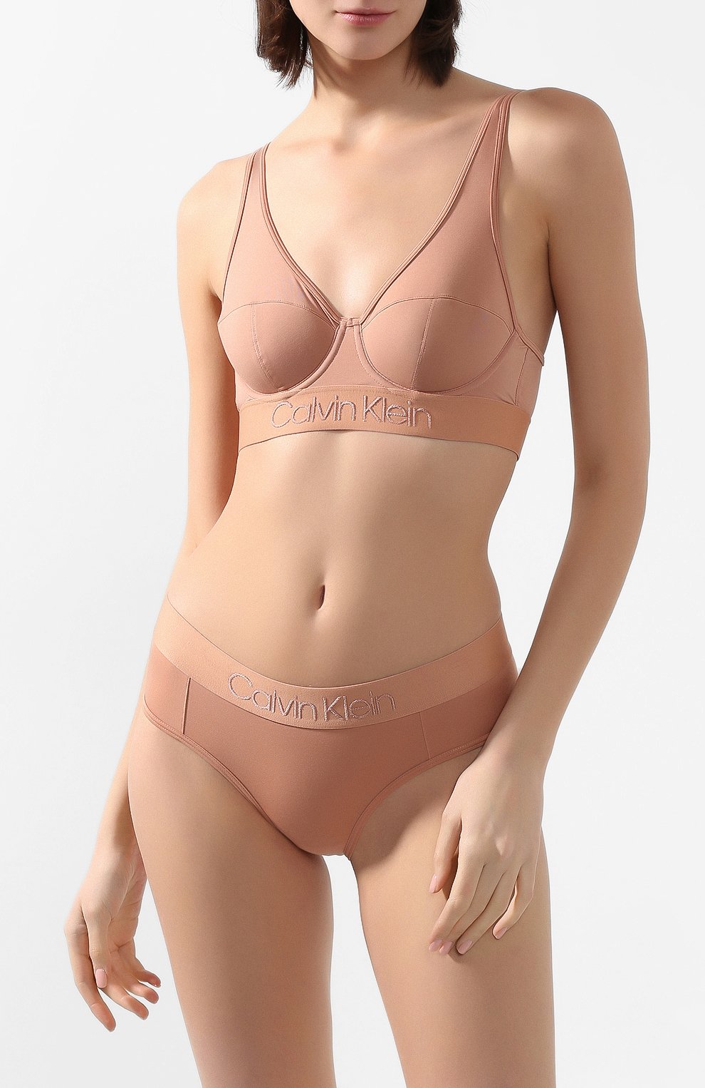 Бюстгальтер с мягкой чашкой CALVIN KLEIN бежевого цвета по цене 5810 руб., арт. QF4947E, фото 2 Бюстгальтер с мягкой чашкой CALVIN KLEIN, арт. QF4947E, фото 2