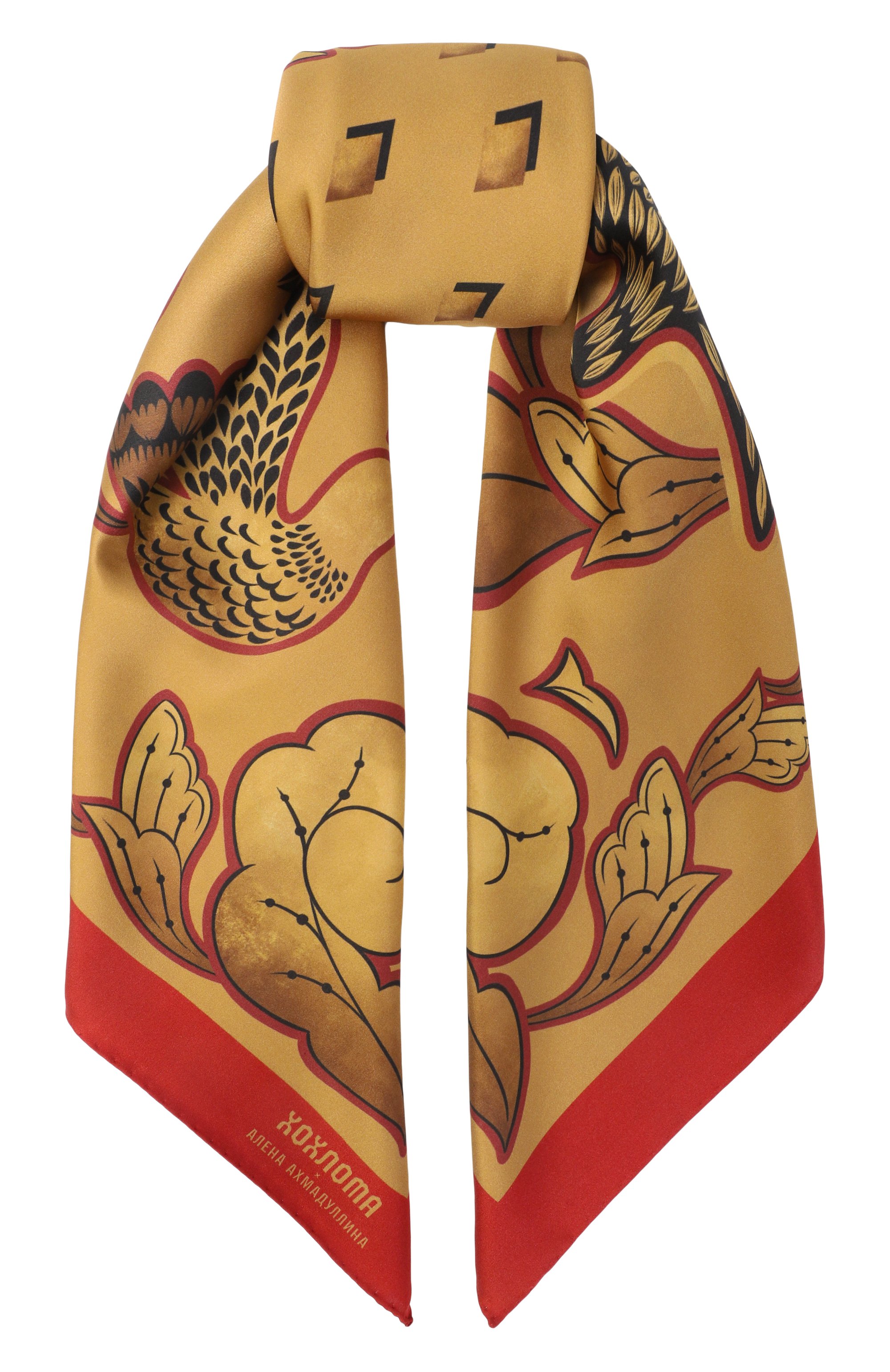 Шелковый платок ХОХЛОМА Х АЛЕНА АХМАДУЛЛИНА золотого цвета по цене 29000 руб., арт. WTA111N, фото 1 Шелковый платок ХОХЛОМА Х АЛЕНА АХМАДУЛЛИНА, арт. WTA111N, фото 1
