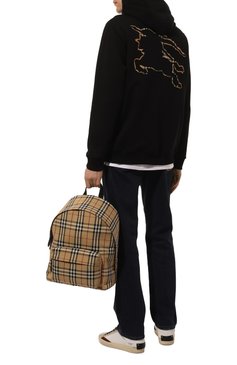 Мужской хлопковое худи BURBERRY черного цвета, арт. 8072713 | Фото 2 (Драгоценные камни: Проставлено; Рукава: Длинные; Длина (для топов): Стандартные; Материал сплава: Проставлено; Принт: С принтом; Мужское Кросс-КТ: Худи-одежда; Стили: Кэжуэл; Материал внешний: Хлопок)
