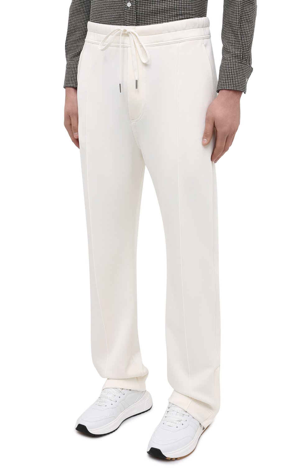 Брюки TOM FORD белого цвета по цене 160000 руб., арт. TFJ997/BV271, фото 3 Брюки TOM FORD, арт. TFJ997/BV271, фото 3