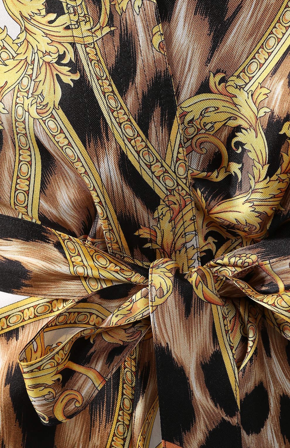 Шелковый халат VERSACE разноцветного цвета по цене 129000 руб., арт. AUD05058/AS00289, фото 5 Шелковый халат VERSACE, арт. AUD05058/AS00289, фото 5