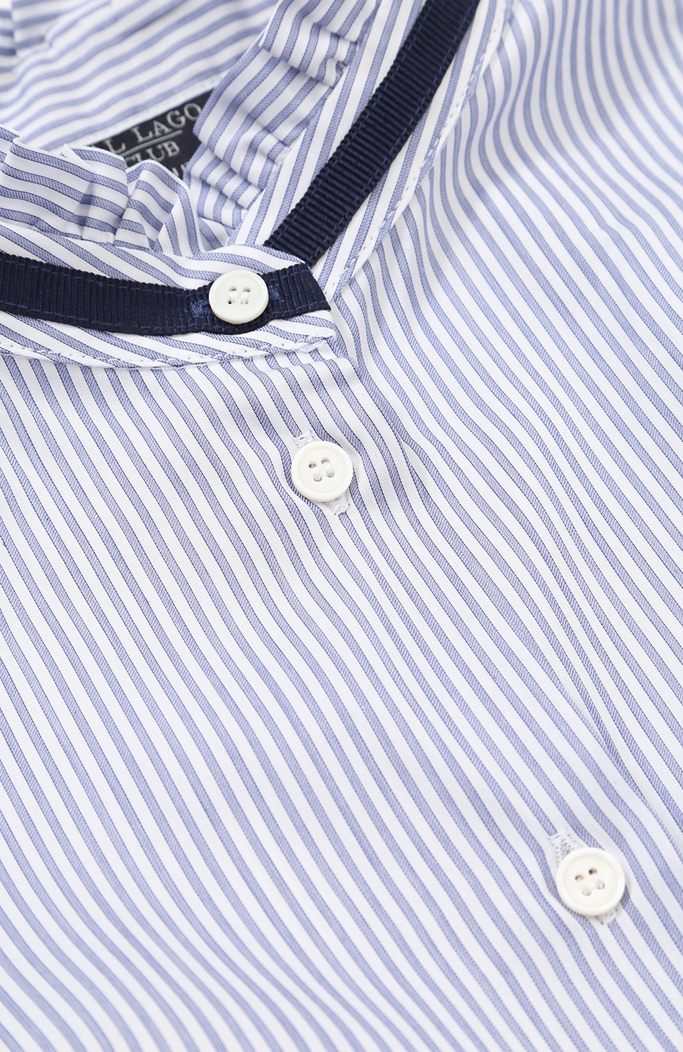 Хлопковая блуза с контрастной отделкой и оборками DAL LAGO синего цвета по цене 8820 руб., арт. R412G/8224/XS-L, фото 3 Хлопковая блуза с контрастной отделкой и оборками DAL LAGO, арт. R412G/8224/XS-L, фото 3