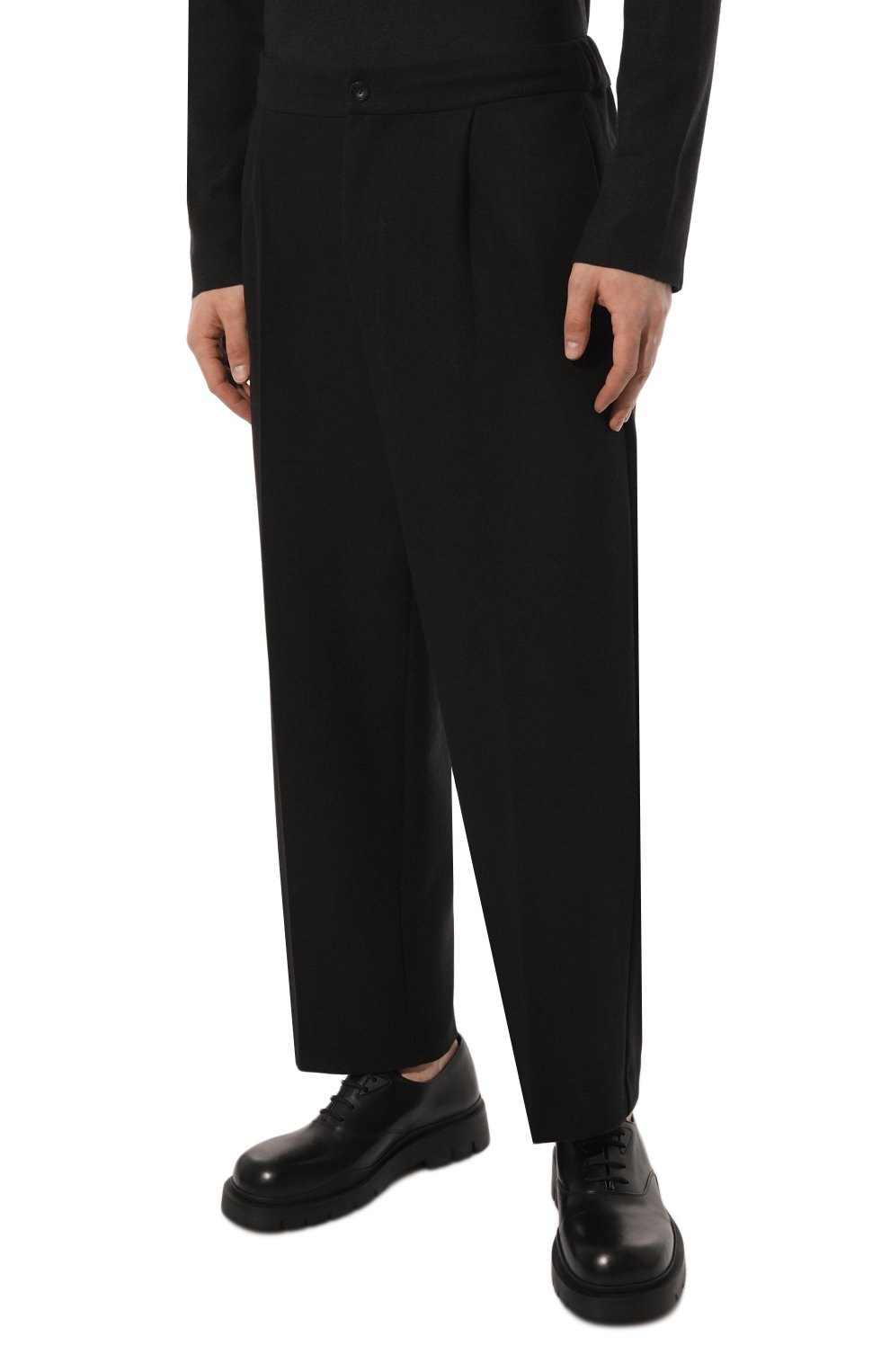 Брюки KAZUYUKI KUMAGAI черного цвета по цене 52700 руб., арт. AP22-019, фото 3 Брюки KAZUYUKI KUMAGAI, арт. AP22-019, фото 3