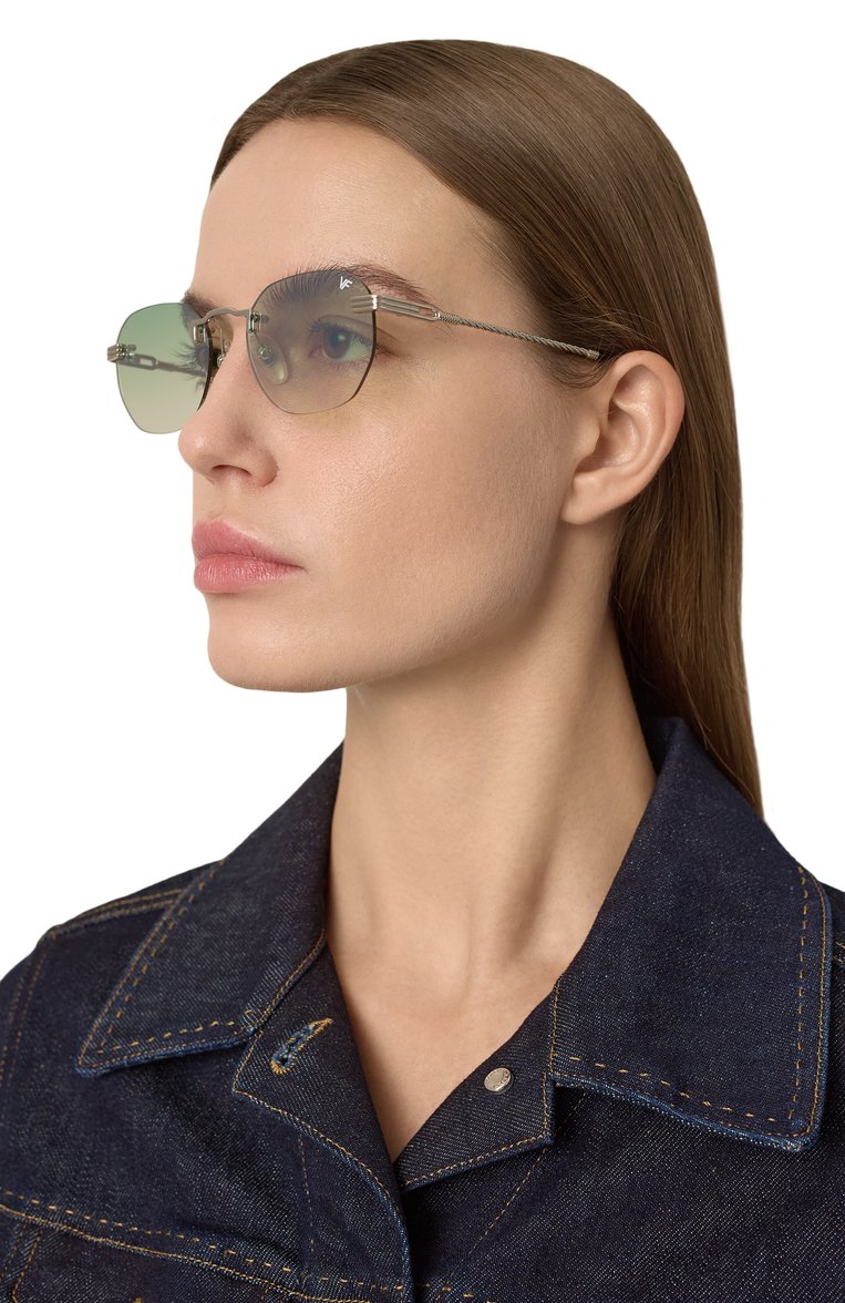 Женские солнцезащитные очки VINTAGE FRAMES зеленого цвета, арт. DETR0IT PLAYER 24KT WHITE G0LD/P0WDER GREEN | Фото 3 (Региональные ограничения белый список (Axapta Mercury): Не проставлено; Нос: Не проставлено; Кросс-КТ: С/з-унисекс; Тип очков: С/з; Материал: Металл; Очки форма: Квадратные, Безоправные; Оптика Гендер: оптика-унисе�кс)