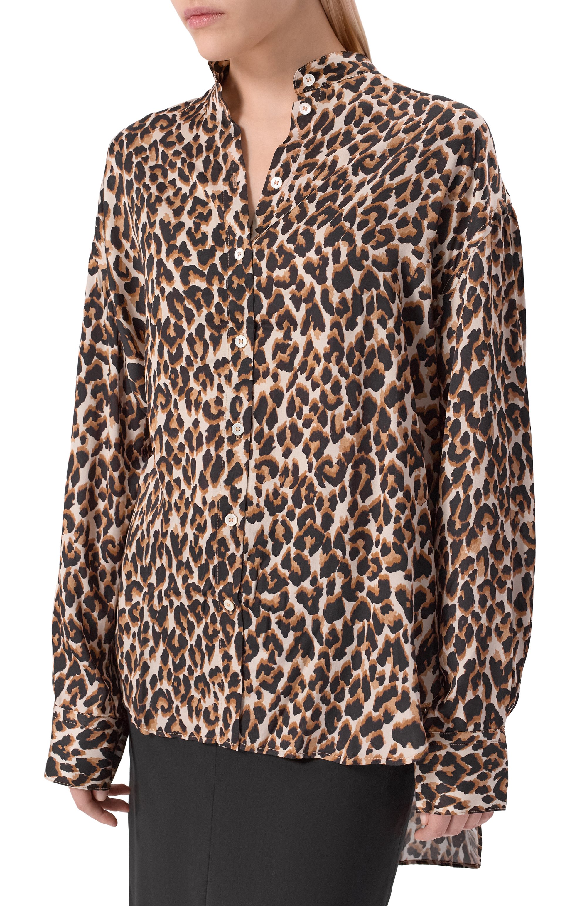 Рубашка из вискозы NOBLE&BRULEE леопардового цвета по цене 46000 руб., арт. NB10/190523/7243, фото 3 Рубашка из вискозы NOBLE&BRULEE, арт. NB10/190523/7243, фото 3