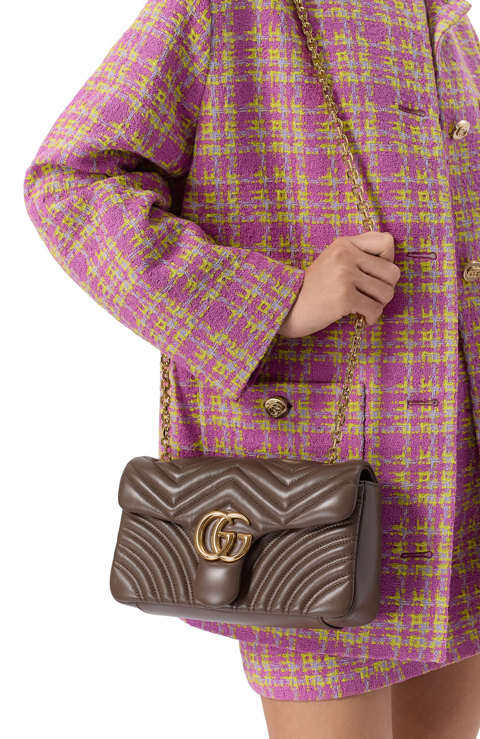 Сумка gg marmont medium GUCCI коричневого цвета по цене 395000 руб., арт. 837267/AAGUE, фото 2 Сумка gg marmont medium GUCCI, арт. 837267/AAGUE, фото 2