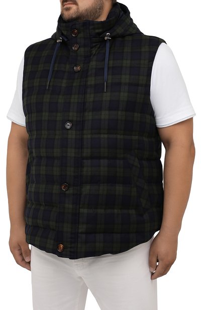 Пуховый жилет KIRED темно-зеленого цвета по цене 208500 руб., арт. WKISHBW7406502000/62-74, фото 3 Пуховый жилет KIRED, арт. WKISHBW7406502000/62-74, фото 3