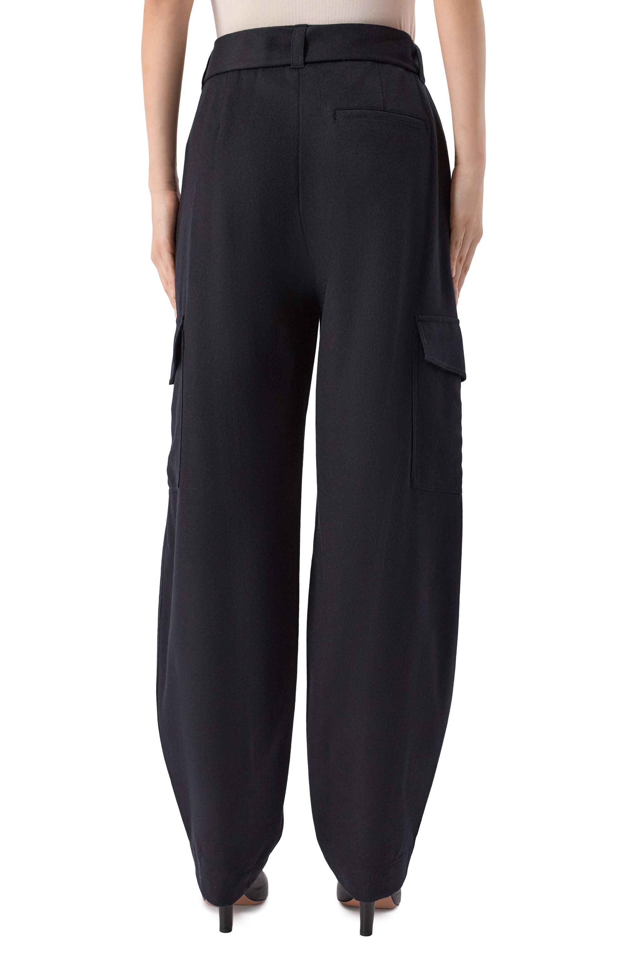 Шерстяные брюки-карго EMPORIO ARMANI темно-синего цвета по цене 69450 руб., арт. EW001505/AF17163, фото 4 Шерстяные брюки-карго EMPORIO ARMANI, арт. EW001505/AF17163, фото 4