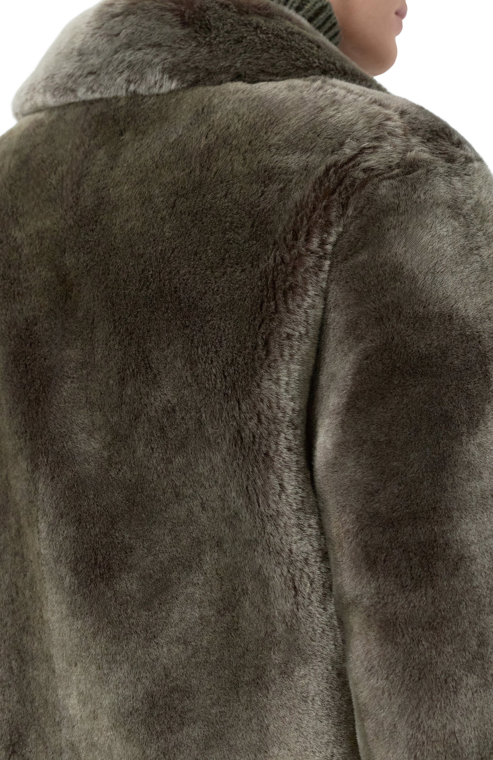 Шуба из овчины YVES SALOMON темно-серого цвета по цене 452500 руб., арт. 21WYM60504MESI, фото 5 Шуба из овчины YVES SALOMON, арт. 21WYM60504MESI, фото 5