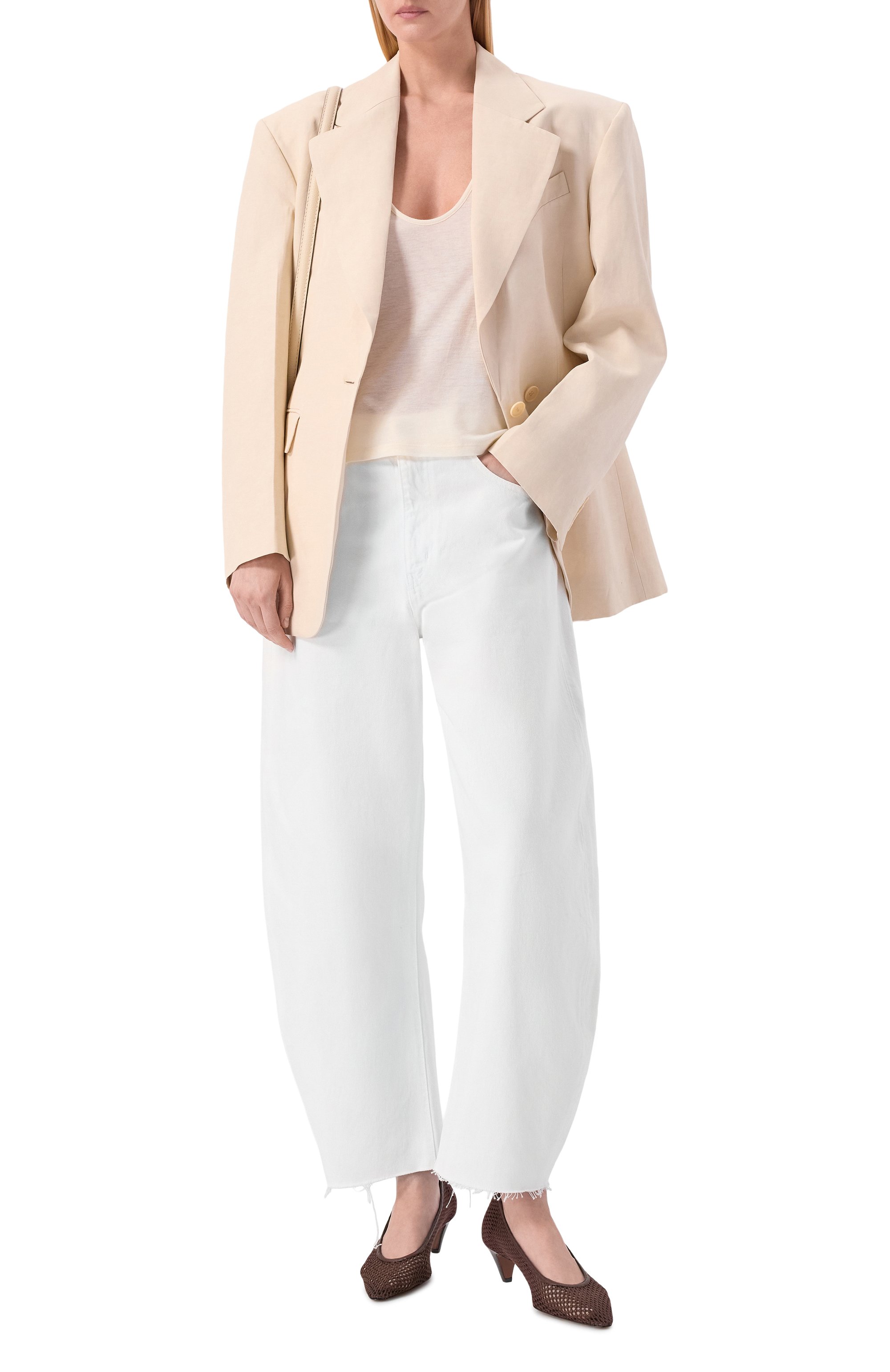 Джинсы the bubble crop FRAME DENIM белого цвета по цене 47500 руб., арт. 2027NF728/THE BUBBLE CR0P, фото 2 Джинсы the bubble crop FRAME DENIM, арт. 2027NF728/THE BUBBLE CR0P, фото 2