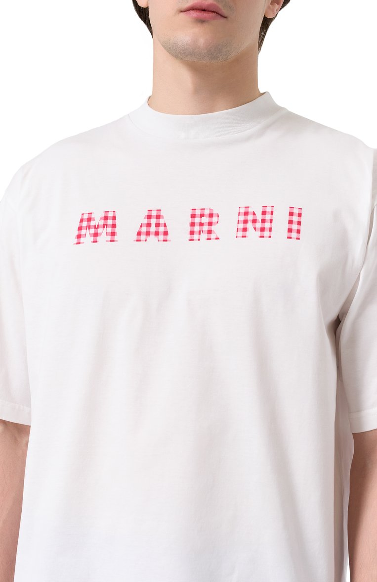 Мужская хлопковая футболка MARNI белого цвета, арт. HUMU0223GP/USCX52 | Фото 5 (Драгоценные камни: Проставлено; Материал сплава: Проставлено; Длина (для топов): Стандартные; Рукава: 3/4; Принт: С принтом; Стили: Кэжуэл; Материал внешний: Хлопок; Кросс-КТ: Джерси; Мужское Кросс-КТ: Футболка-одежда)