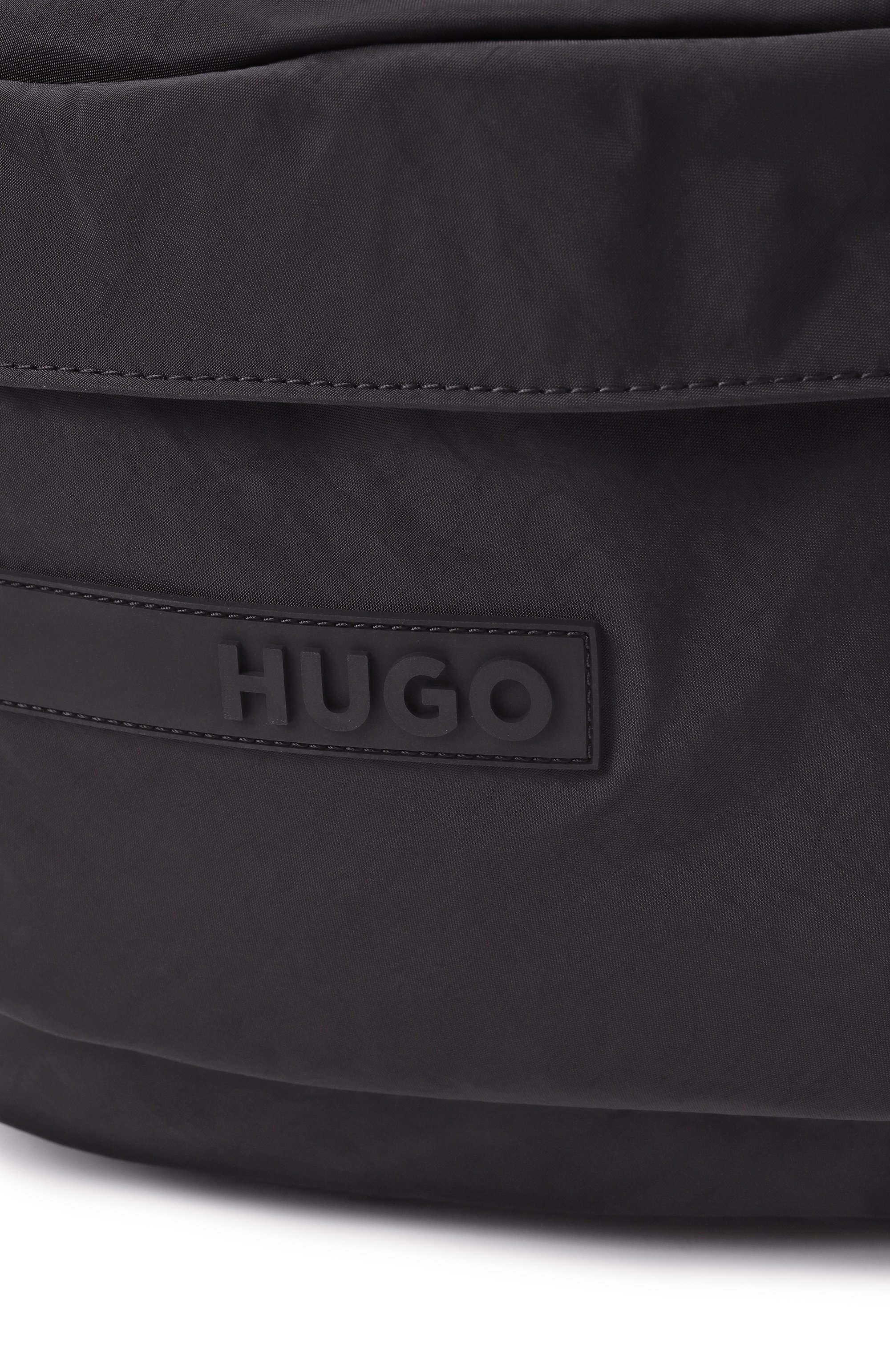 Рюкзак colyns HUGO черного цвета по цене 26950 руб., арт. 50541921, фото 3 Рюкзак colyns HUGO, арт. 50541921, фото 3
