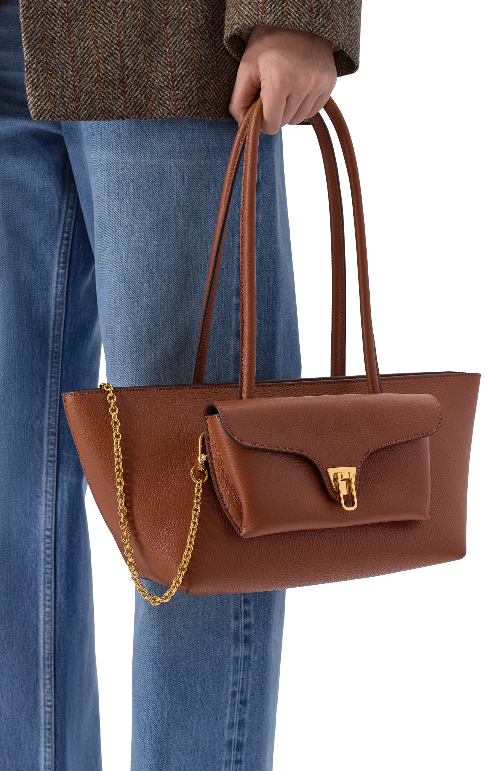 Сумка double beat COCCINELLE коричневого цвета по цене 44100 руб., арт. E1 T8A 11 03 01, фото 2 Сумка double beat COCCINELLE, арт. E1 T8A 11 03 01, фото 2