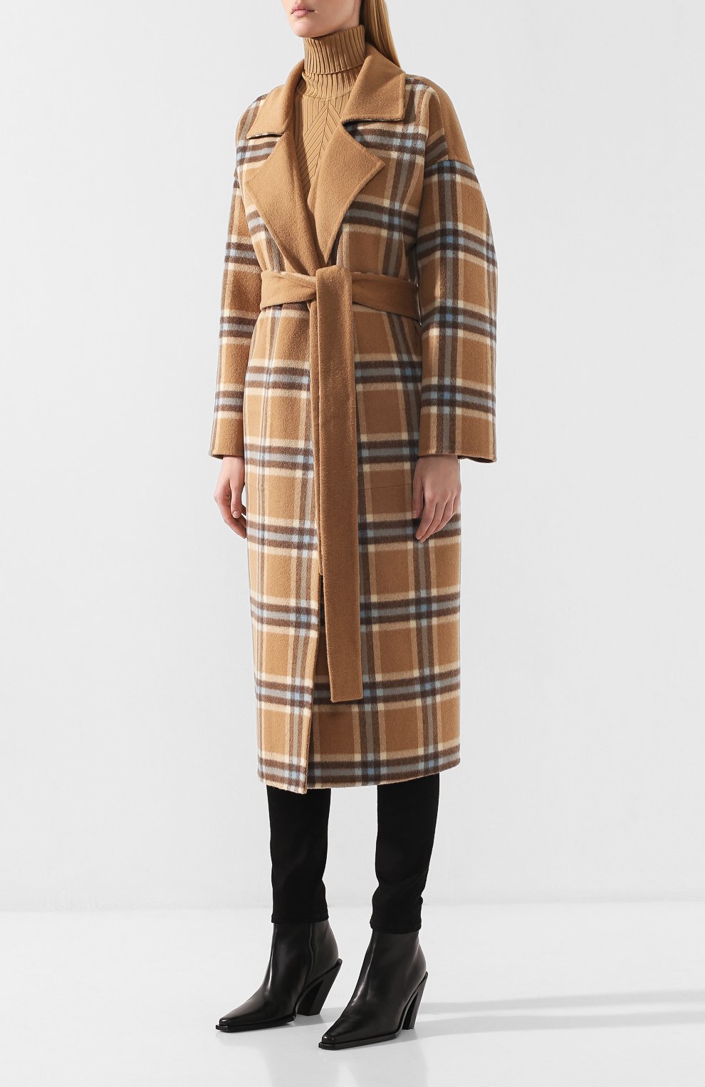 Двустороннее пальто REJINA PYO бежевого цвета по цене 106500 руб., арт. A080/W00L CHECK, фото 6 Двустороннее пальто REJINA PYO, арт. A080/W00L CHECK, фото 6