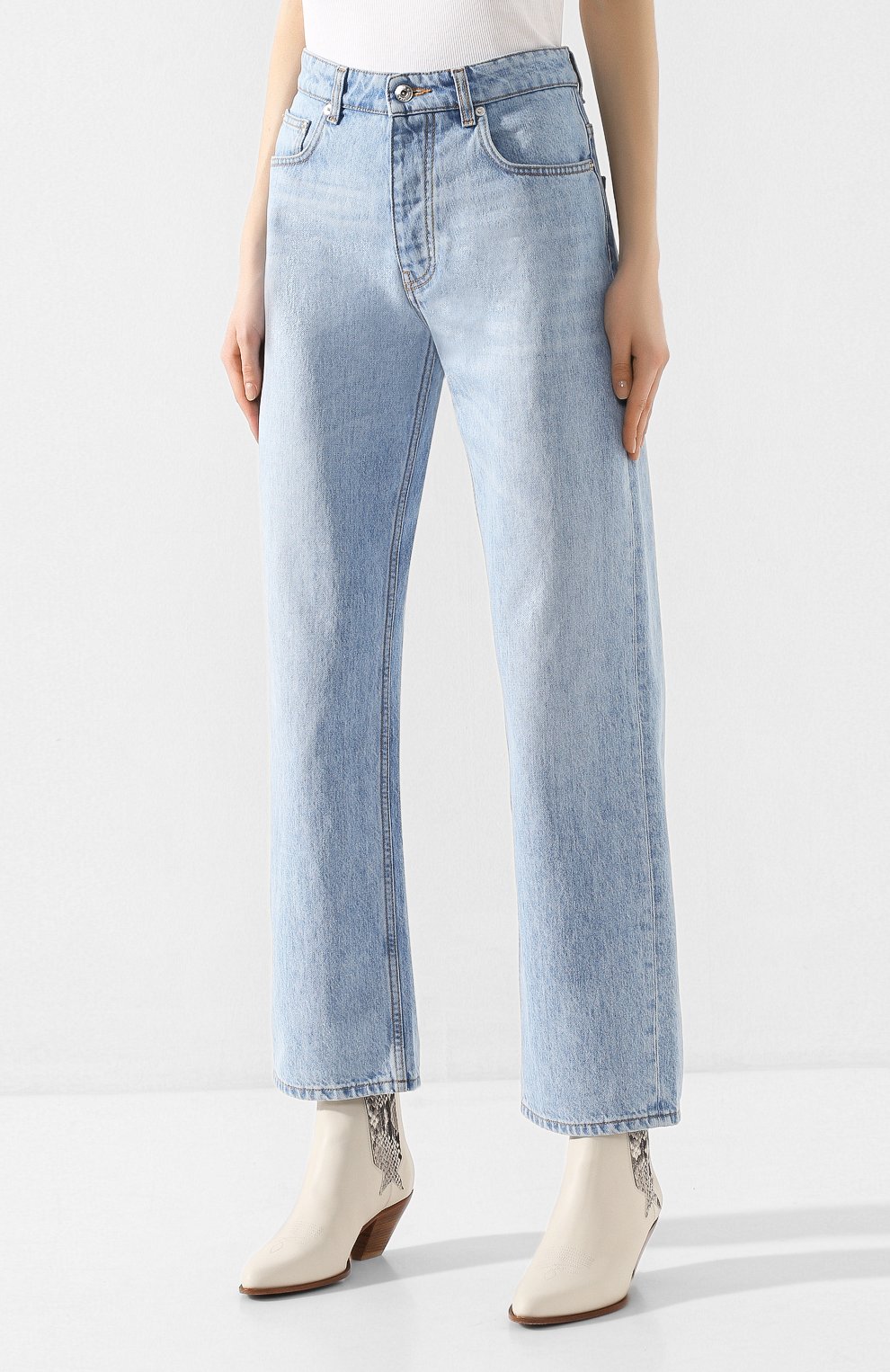 Джинсы NANUSHKA голубого цвета по цене 34700 руб., арт. AMARILL0_BLUE WASH_RIGID DENIM, фото 3 Джинсы NANUSHKA, арт. AMARILL0_BLUE WASH_RIGID DENIM, фото 3