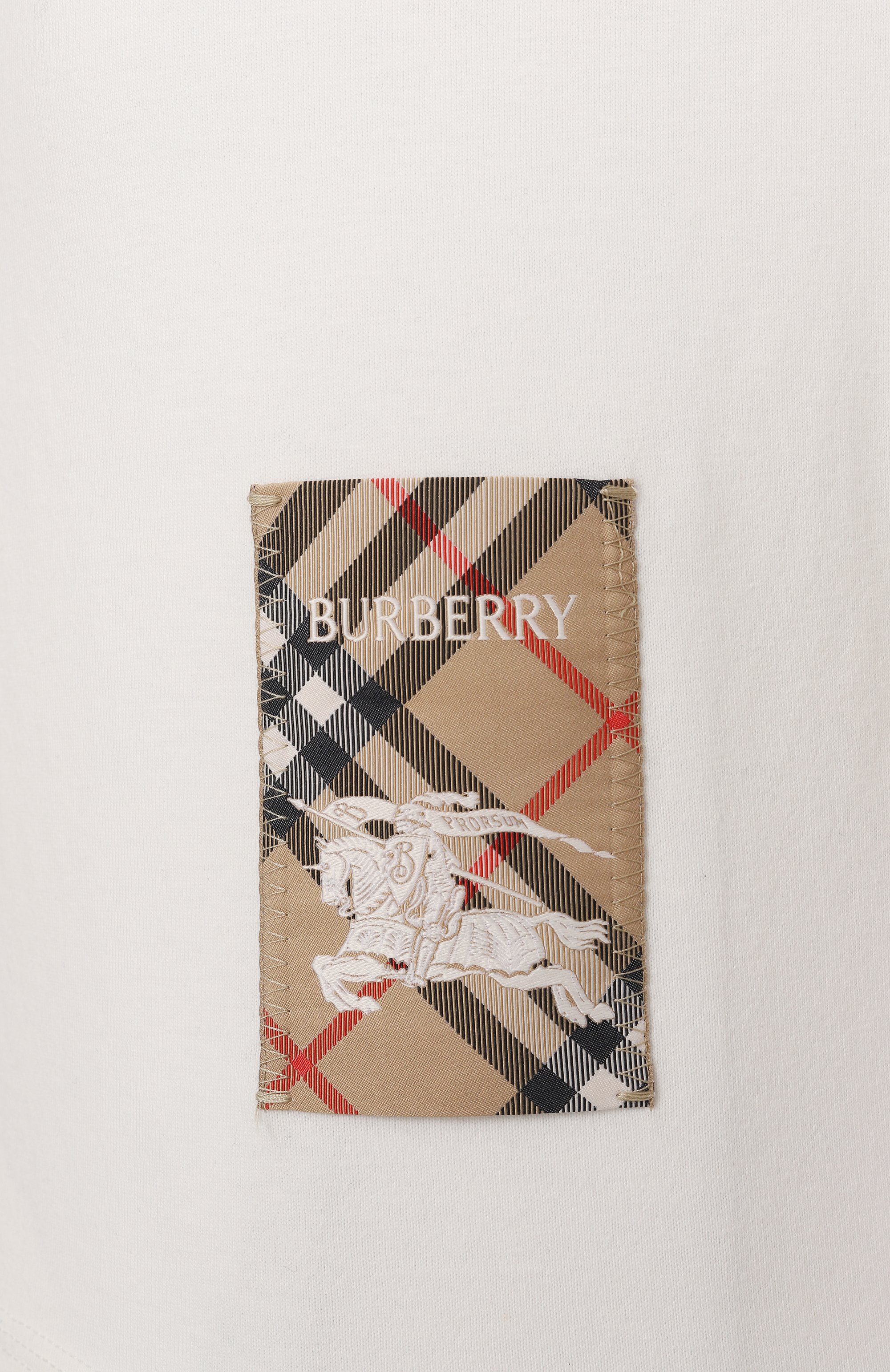 Хлопковая футболка BURBERRY кремового цвета по цене 47350 руб., арт. 8102254, фото 6 Хлопковая футболка BURBERRY, арт. 8102254, фото 6