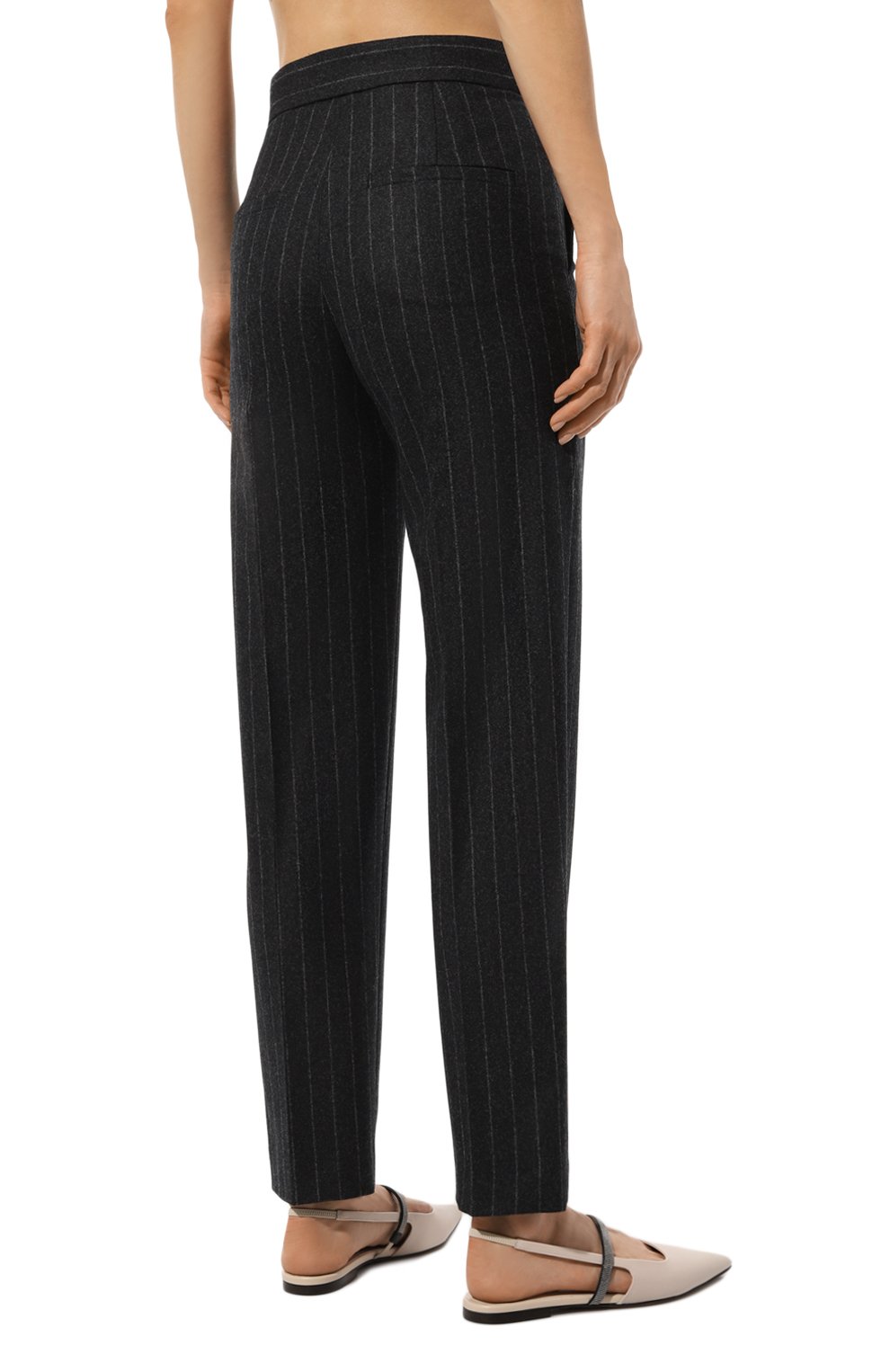 Шерстяные брюки BRUNELLO CUCINELLI темно-серого цвета по цене 191500 руб., арт. ME208P8748, фото 4 Шерстяные брюки BRUNELLO CUCINELLI, арт. ME208P8748, фото 4