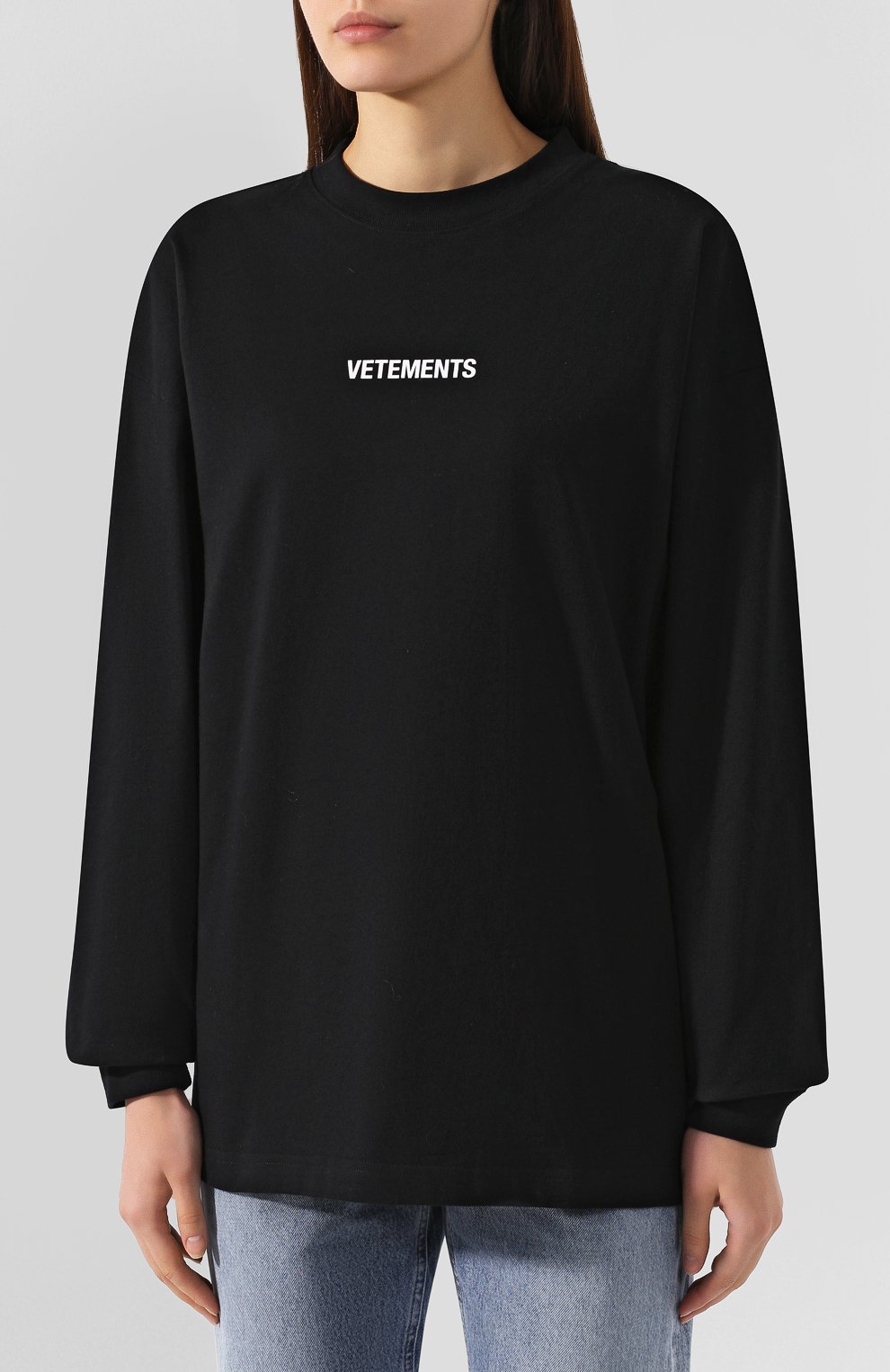 Хлопковый свитшот VETEMENTS черного цвета по цене 21150 руб., арт. UAH20TR612/W, фото 3 Хлопковый свитшот VETEMENTS, арт. UAH20TR612/W, фото 3
