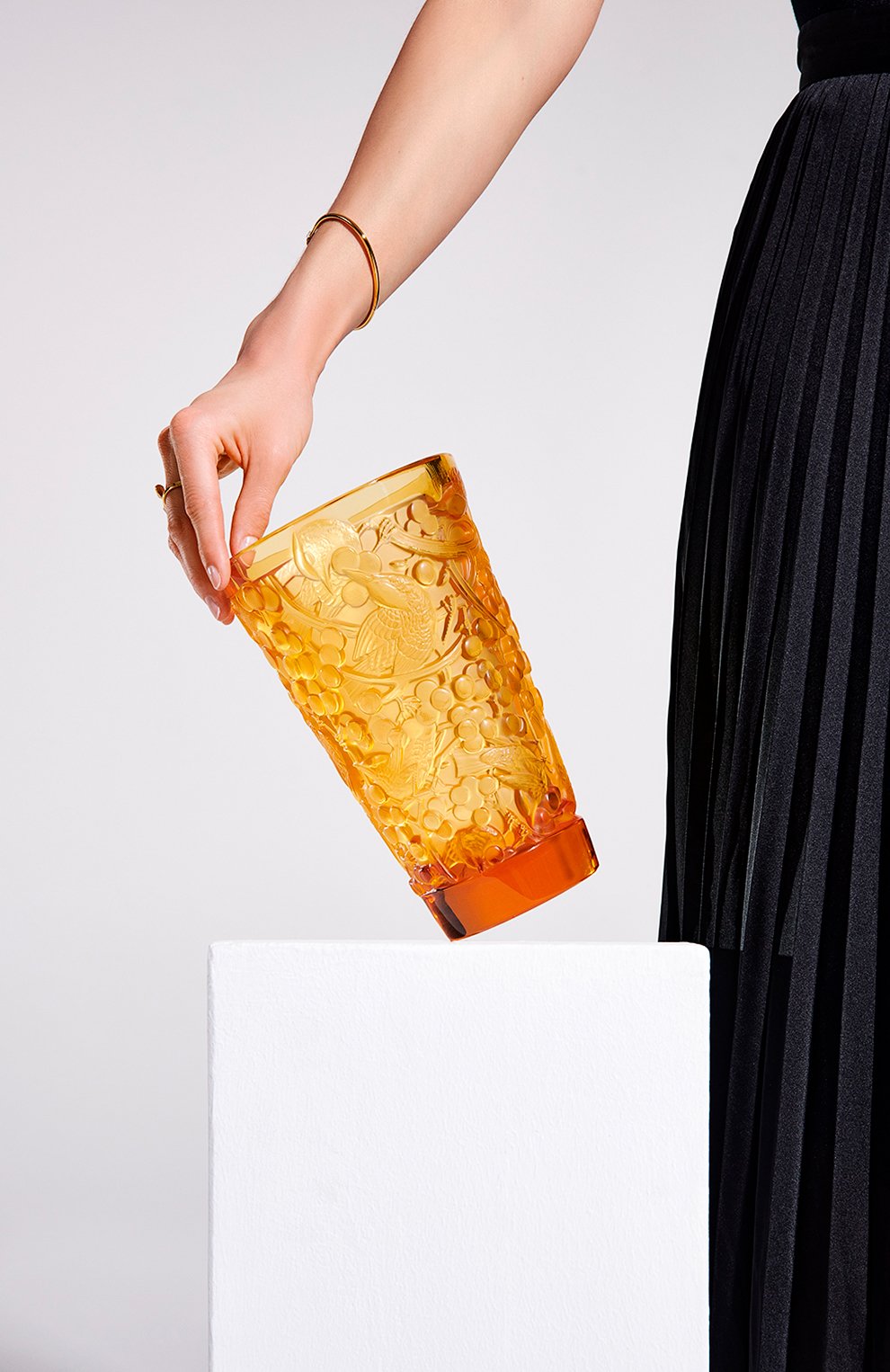 Ваза merles & raisins средняя LALIQUE, арт. 10732200, фото 2