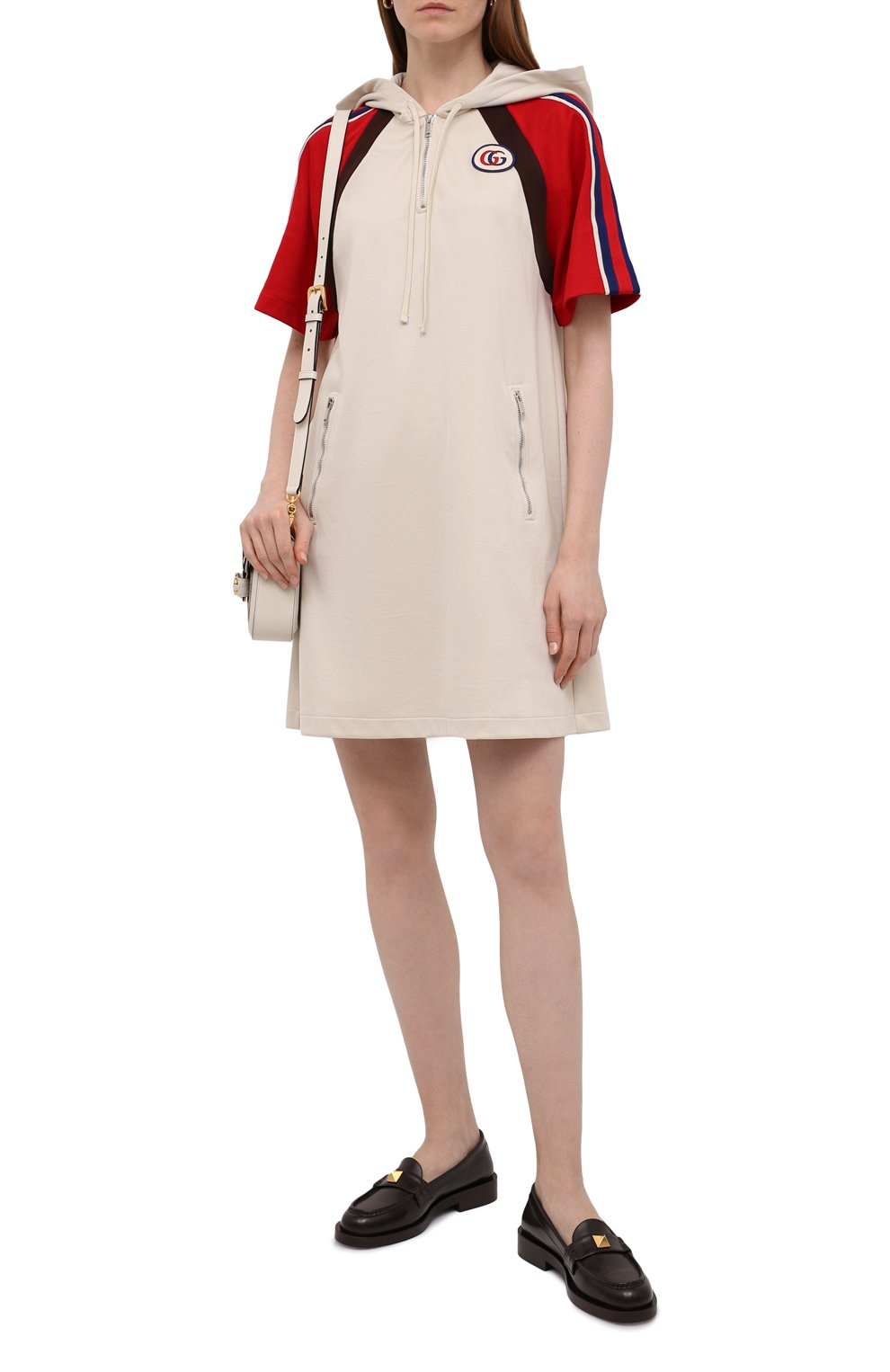 Платье GUCCI бежевого цвета по цене 141120 руб., арт. 666977/XJDQN, фото 2 Платье GUCCI, арт. 666977/XJDQN, фото 2