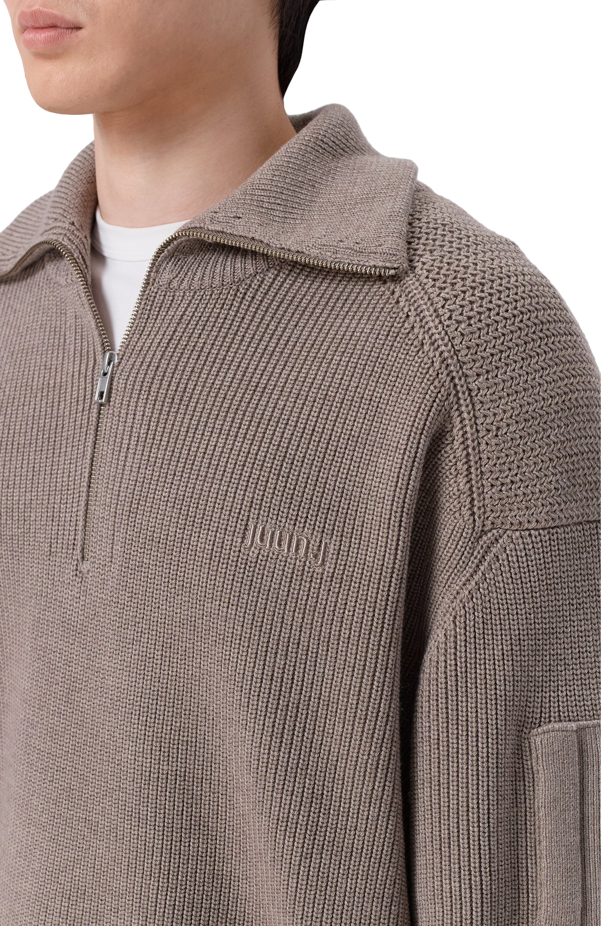 Свитер JUUN.J темно-бежевого цвета по цене 79200 руб., арт. JC6251P31, фото 5 Свитер JUUN.J, арт. JC6251P31, фото 5