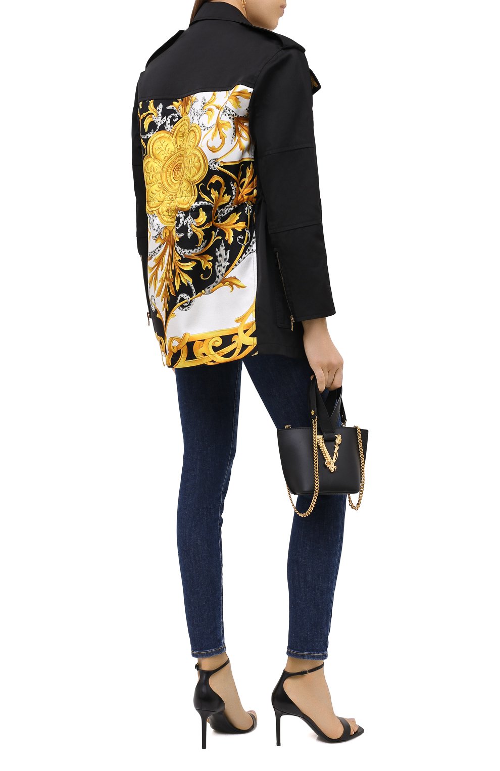 Хлопковая куртка VERSACE черного цвета по цене 299500 руб., арт. A87362/A226116, фото 2 Хлопковая куртка VERSACE, арт. A87362/A226116, фото 2