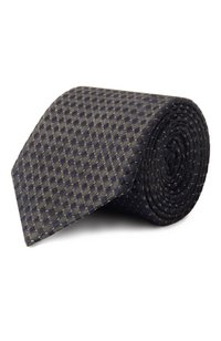 Темно-зеленый