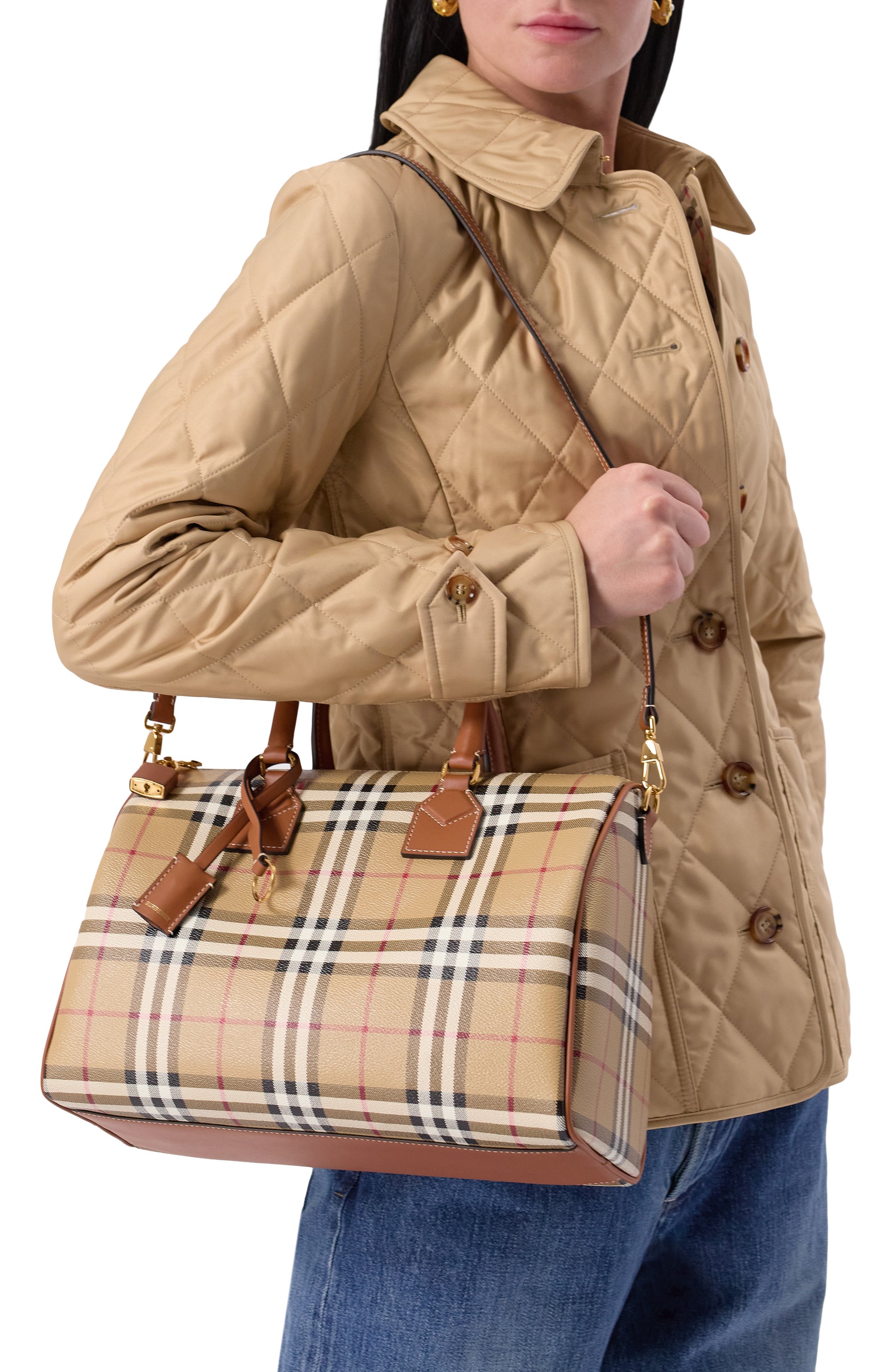 お値下げ☆訳あり☆Burberry☆duffle Женская бежевая сумка bowling medium BURBERRY купить в интернет