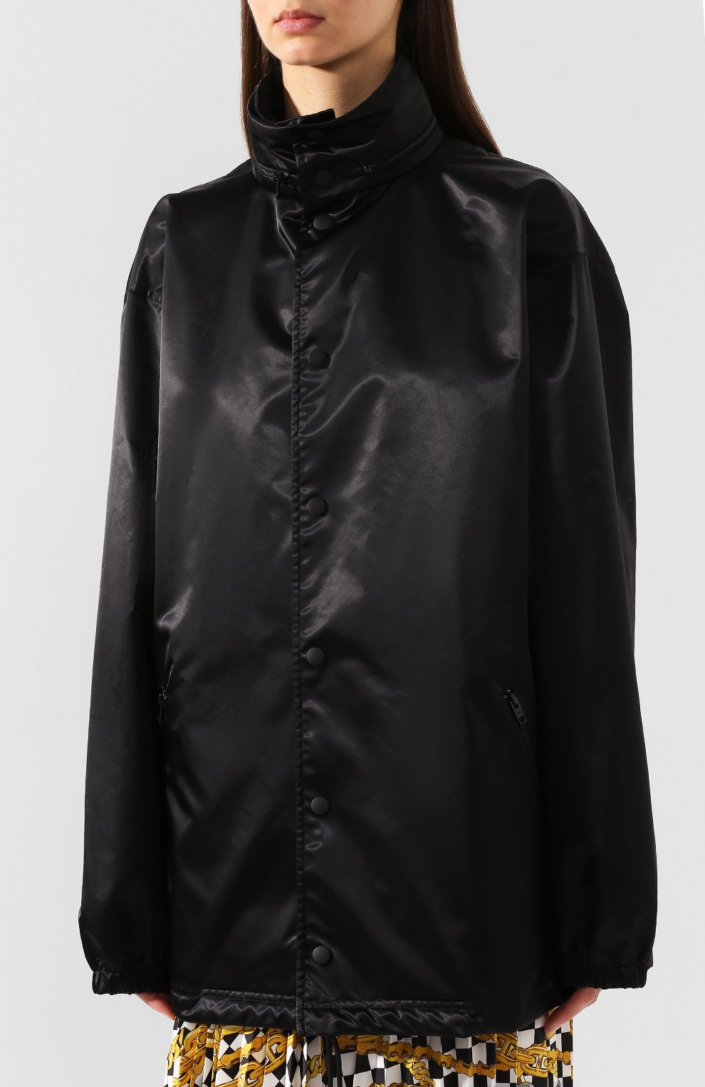 Плащ BALENCIAGA черного цвета по цене 122500 руб., арт. 602445/TG005, фото 3 Плащ BALENCIAGA, арт. 602445/TG005, фото 3