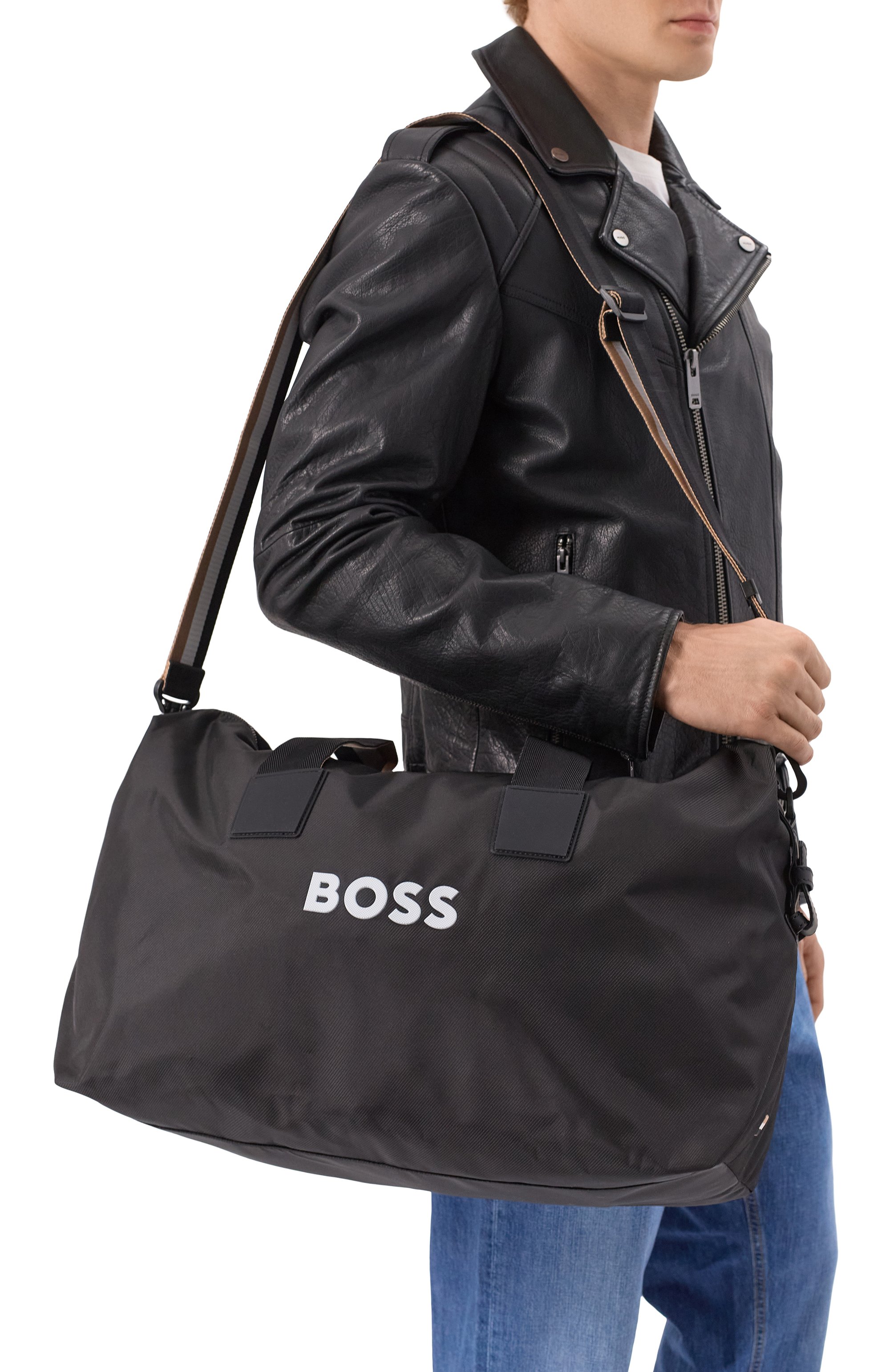 Сумка catch 3.0 BOSS черного цвета по цене 29850 руб., арт. 50511942, фото 2 Сумка catch 3.0 BOSS, арт. 50511942, фото 2