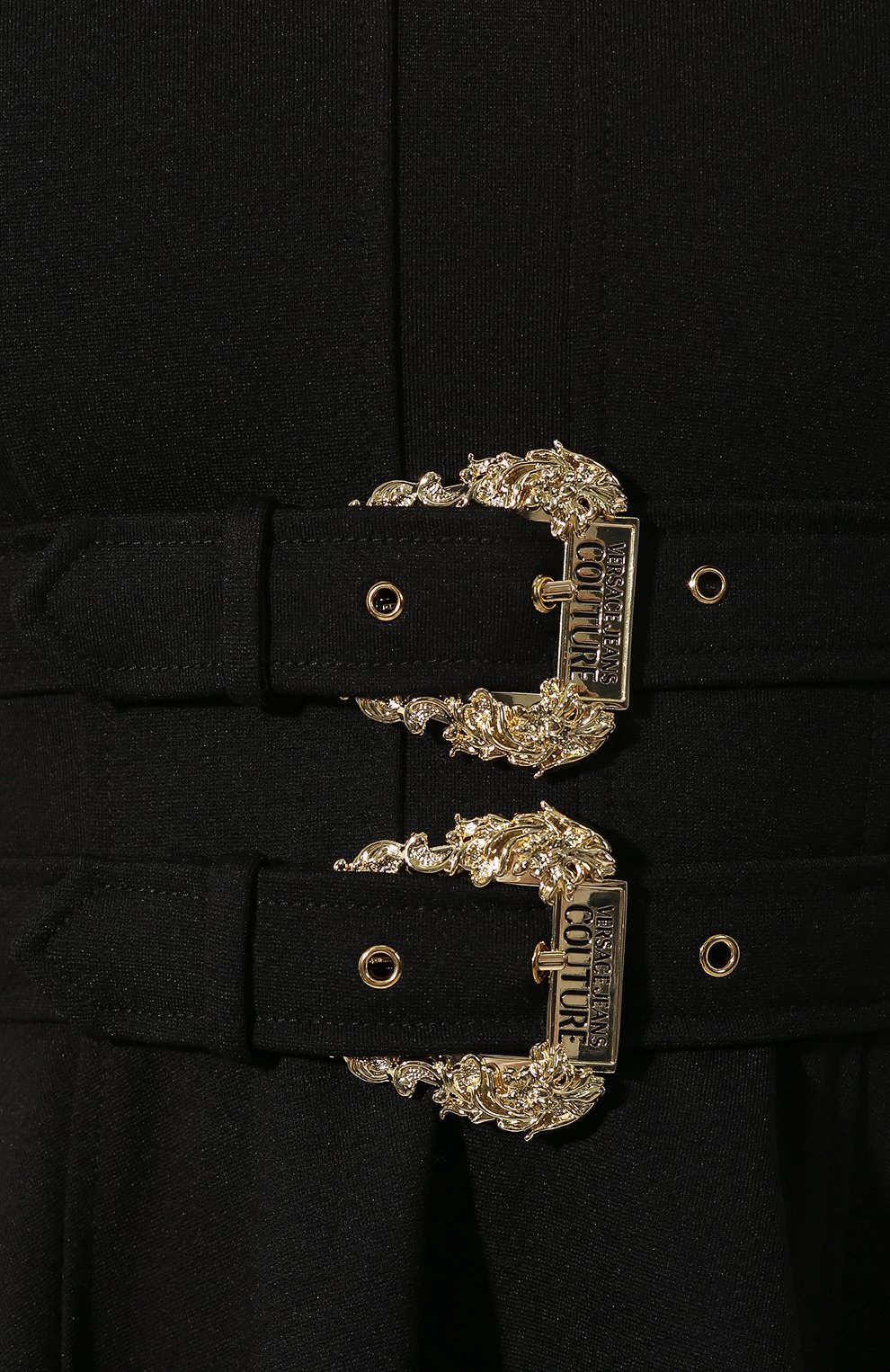 Платье VERSACE JEANS COUTURE черного цвета по цене 58800 руб., арт. D2HUA426-UDP916/11682, фото 5 Платье VERSACE JEANS COUTURE, арт. D2HUA426-UDP916/11682, фото 5