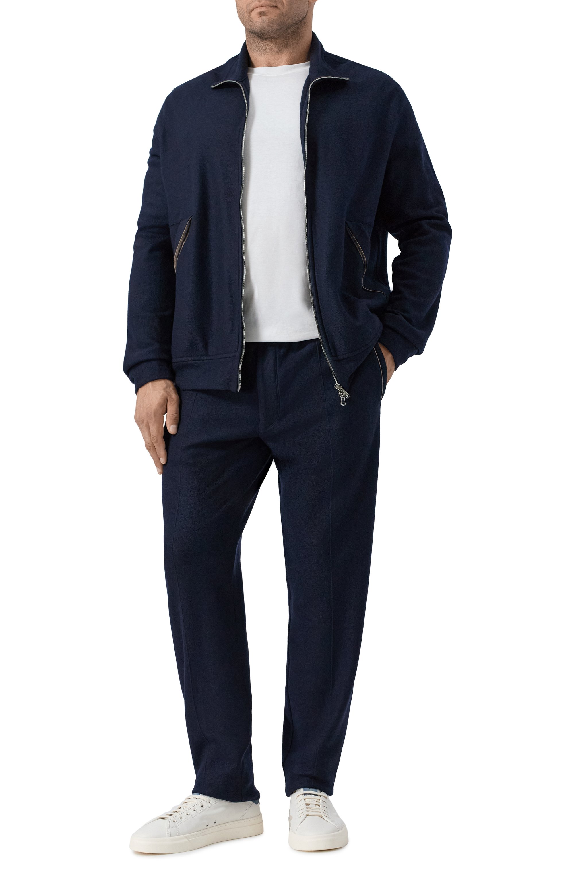 Брюки из шерсти и кашемира CORTIGIANI темно-синего цвета по цене 150500 руб., арт. 3AF616, фото 5 Брюки из шерсти и кашемира CORTIGIANI, арт. 3AF616, фото 5