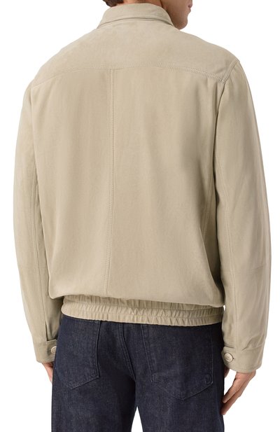 Замшевый бомбер BRUNELLO CUCINELLI бежевого цвета по цене 720500 руб., арт. M0PCL1989P, фото 4 Замшевый бомбер BRUNELLO CUCINELLI, арт. M0PCL1989P, фото 4