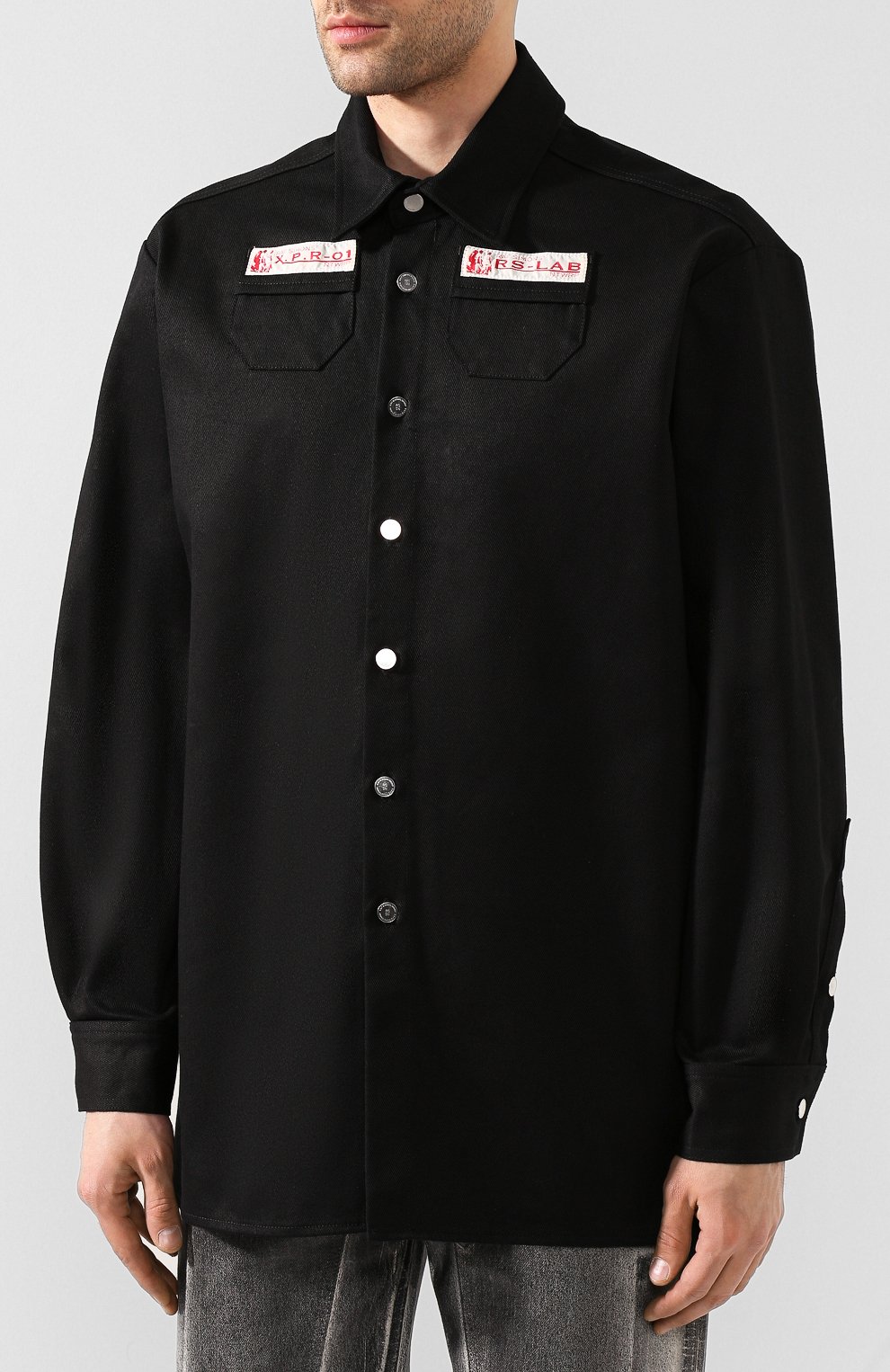 Джинсовая рубашка RAF SIMONS черного цвета по цене 62200 руб., арт. 201-242-10130, фото 3 Джинсовая рубашка RAF SIMONS, арт. 201-242-10130, фото 3