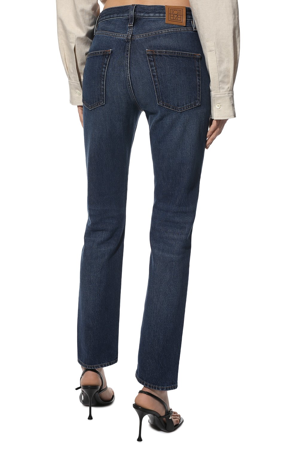 Джинсы TOTEME синего цвета по цене 31550 руб., арт. 221-237-741/426, фото 4 Джинсы TOTEME, арт. 221-237-741/426, фото 4