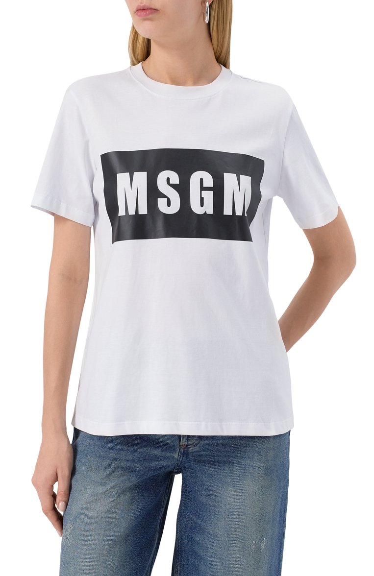 Женская хлопковая футболка MSGM белого цвета, арт. 2000MDM520 200002 | Фото 3 (Рукава: Кор�откие; Длина (для топов): Стандартные; Материал внешний: Хлопок; Стили: Спорт-шик; Драгоценные камни: Проставлено; Материал сплава: Проставлено; Принт: С принтом)