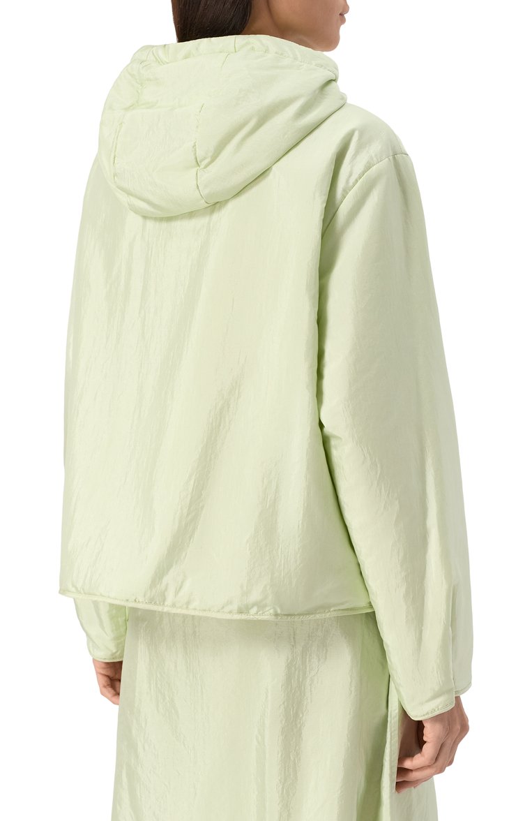 Женская ветровка JIL SANDER светло-зеленого цвета, арт. J40SW0006-J70003 | Фото 4 (Рукава: Длинные; Материа�л внешний: Синтетический материал, Шелк; Длина (верхняя одежда): Короткие; Материал подклада: Синтетический материал; Кросс-КТ: Ветровки, Куртка; Стили: Кэжуэл; Автоматизация ТО: Проставлено; Автоматизация состава: Проставлено)